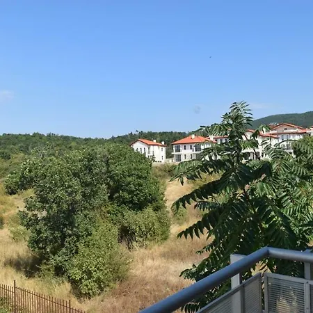 Ibulgaria.nonew Line Village * Slantchev Briag